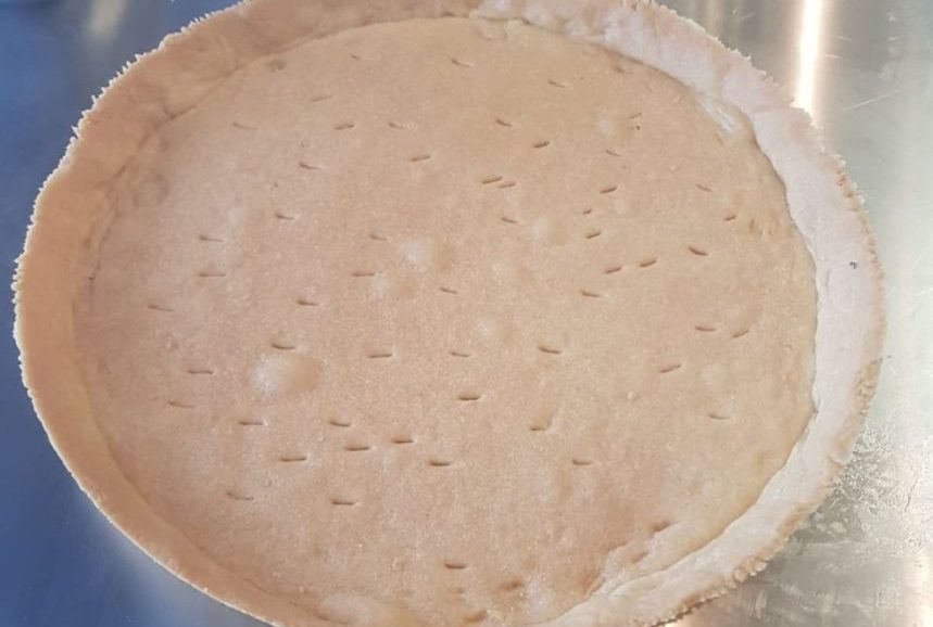 Συνταγή για γλυκιά τάρτα. Βρείτε τη συνταγή για τραγανή γλυκιά τάρτα όπου θα γίνει η βάση για πεντανόστιμες γλυκές δημιουργίες.