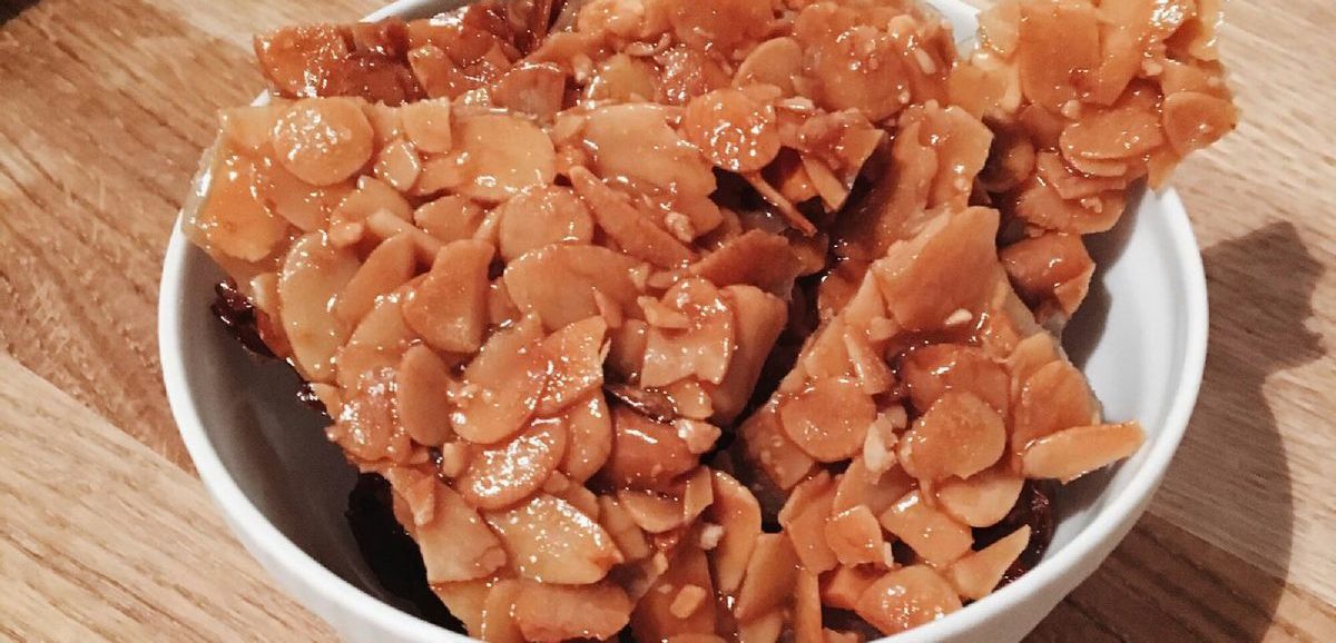 Συνταγή για εύκολες φλωρεντίνες! Πεντανόστιμο γλύκισμα, φοβερά αρωματικό και ιδανικό για κέρασμα. Δοκιμάστε το.