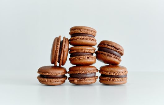 Συνταγή για μακαρόν nutella! Μοναδικά μακαρόν με φανταστική γέμιση γκανάς με nutella.