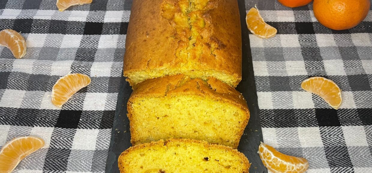 Συνταγή για vegan κέικ μανταρίνι! Πανεύκολο ανάλαφρο κέικ, με άρωμα από φρέσκα μανταρίνια και φυσικά vegan.