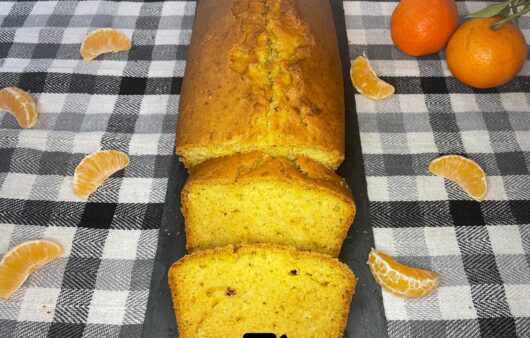 Συνταγή για vegan κέικ μανταρίνι! Πανεύκολο ανάλαφρο κέικ, με άρωμα από φρέσκα μανταρίνια και φυσικά vegan.