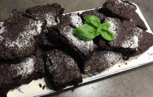 Συνταγή για νόστιμο vegan brownies με κολοκύθι! Σοκολατένιος πειρασμός και φυσικά vegan.