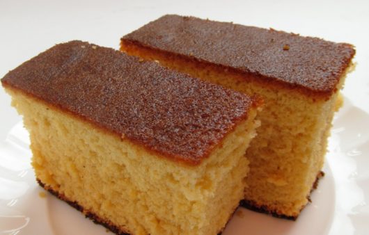 Συνταγή για castella (kasutera) - κέικ μελιού! Το πιο αφράτο κέικ και από τα πιο αγαπημένα γλυκά στην Ιαπωνία.