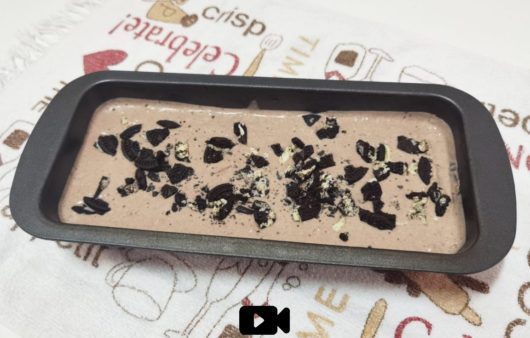 Συνταγή για σπιτικό παγωτό oreo με 4 υλικά με μοναδική γεύση. Φτιάξτε το εύκολα, χωρίς παγωτομηχανή σε λίγα μόνο λεπτά.