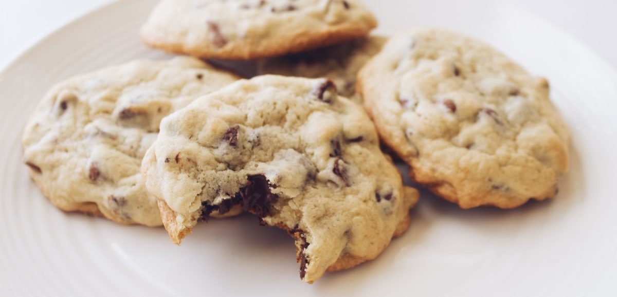 5 Μυστικά για να φτιάξετε τα τέλεια μπισκότα cookies! Βρείτε αναλυτικά εύκολες και κατανοητές οδηγίες για να ψήνετε πάντα τέλεια μπισκότα.