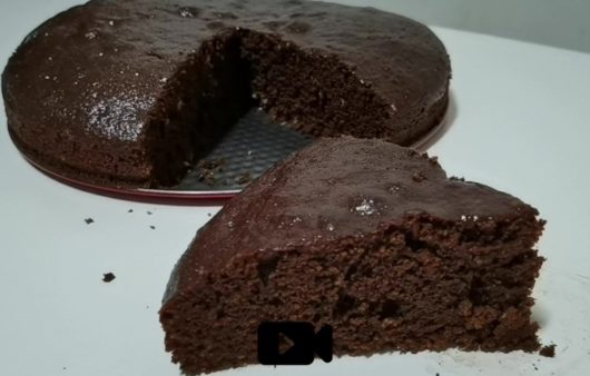 Συνταγή για νηστίσιμο κέικ σοκολάτας! Είναι πανεύκολο, νηστίσιμο με πλούσια αρώματα και φυσικά σοκολατένιο!