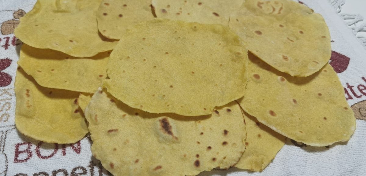 Συνταγή για μοναδική τορτίγια. Φτιάξτε εύκολα, παραδοσιακή τορτίγια με απλά υλικά και μοναδική Μεξικάνικη γεύση.