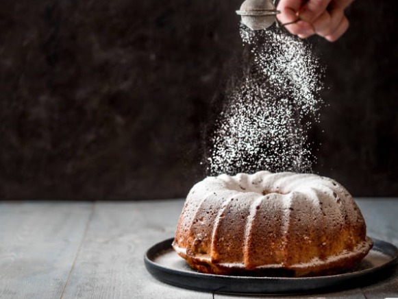 Ανακαλύψτε πληροφορίες για το πως μπορείτε να αντικαταστήσετε την άχνη ζάχαρη στα γλυκά σας.