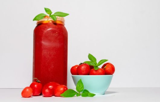 Συνταγή για σπιτική σάλτσα κέτσαπ. Μοναδική γεύση και υφή με ολόκληρες ντομάτες. Δοκιμάστε την και δεν θα ξανά αγοράσετε. 