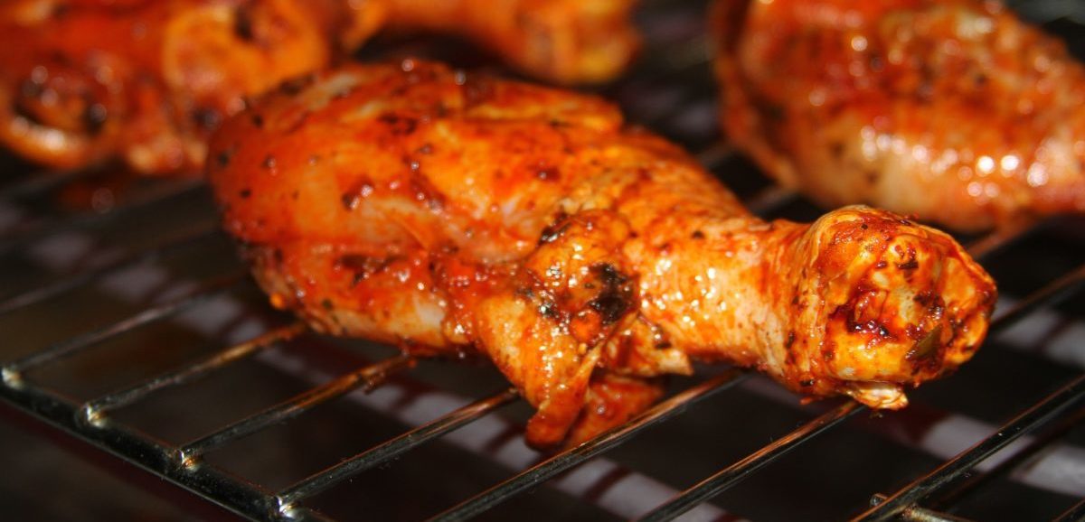 Συνταγή για μαρινάδα με φυστικοβούτυρο και τζίντζερ. Δοκιμάστε έναν διαφορετικό συνδυασμό που ταιριάζει ιδανικά με κοτόπουλο και βοδινό κρέας.