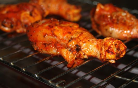 Συνταγή για μαρινάδα με φυστικοβούτυρο και τζίντζερ. Δοκιμάστε έναν διαφορετικό συνδυασμό που ταιριάζει ιδανικά με κοτόπουλο και βοδινό κρέας.