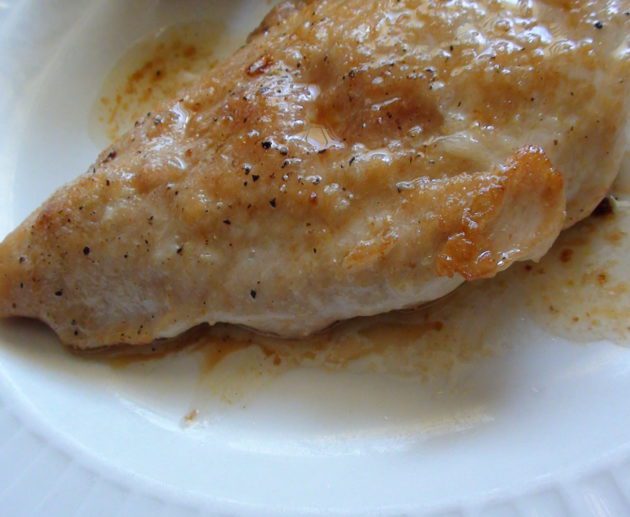 Δοκιμάστε αυτήν την υπέροχη και εύκολη συνταγή για ζουμερό στήθος κοτόπουλο σε λίγα μόνο λεπτά.