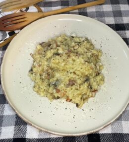 Ριζότο Με Μανιτάρια Και Μπέικον