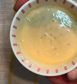 Σως Sriracha Mayo με Μέλι και Λεμόνι